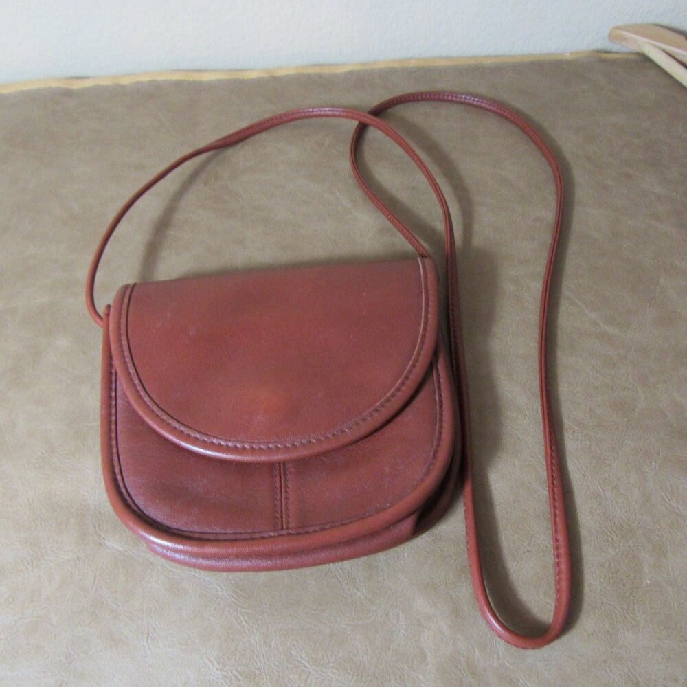 Vintage Liz Claiborne Small Brown Leather Co Shoulder Bag Crossbody Bag